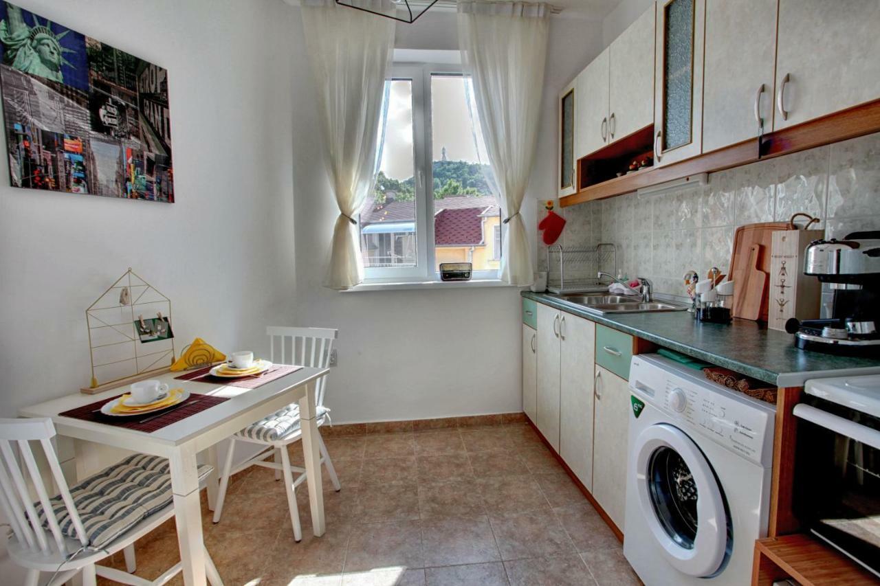 Terrace Home - Three Bedrooms City Center Plovdiv Kültér fotó