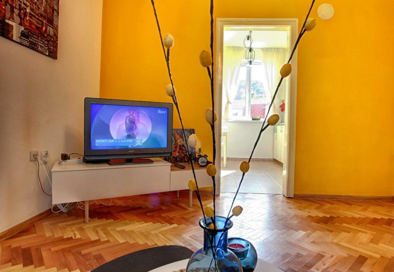 Terrace Home - Three Bedrooms City Center Plovdiv Kültér fotó