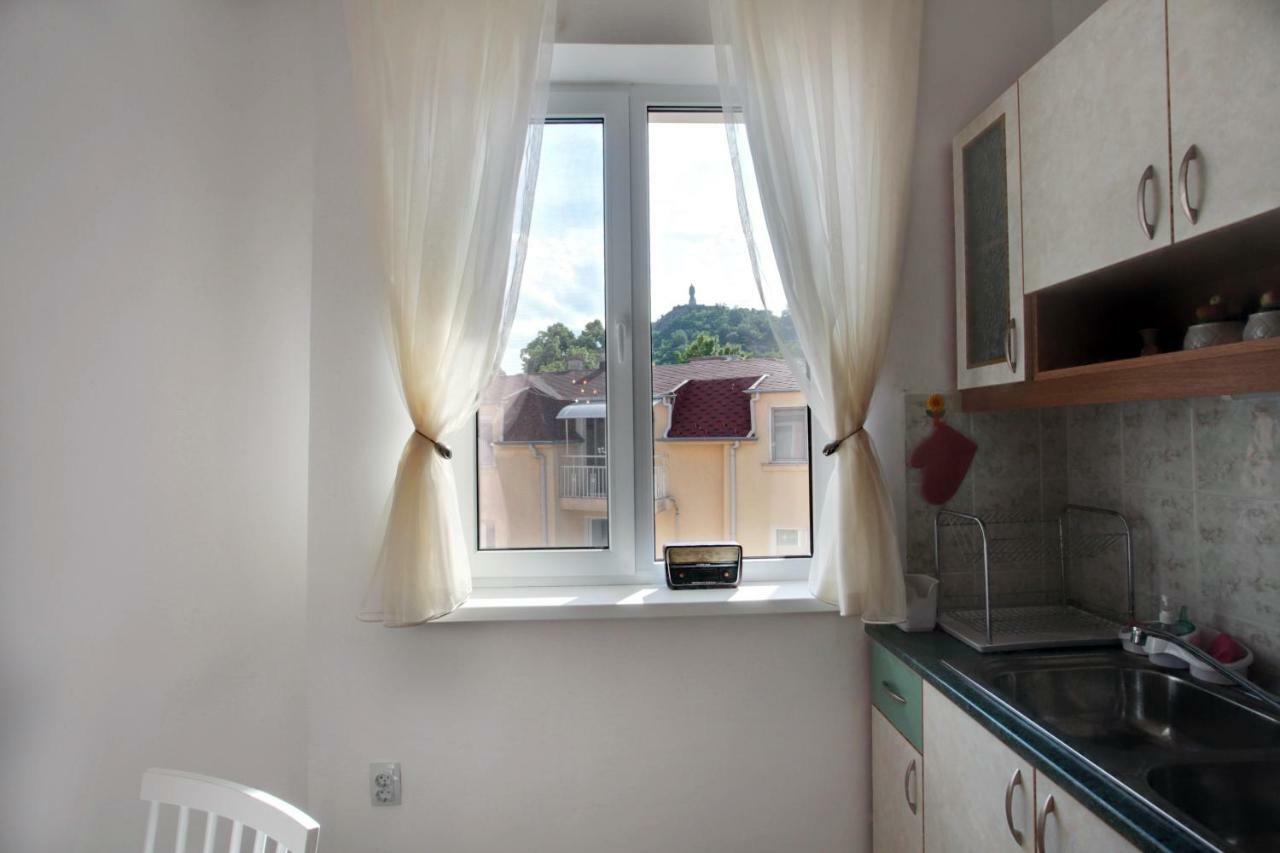 Terrace Home - Three Bedrooms City Center Plovdiv Kültér fotó